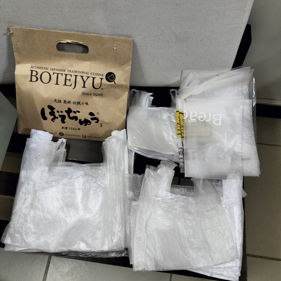Used plastic and paper Bags (Category: Tote Bags) located in Paranaque City. Submitted by decluttering-all (Listing ID 1462271117, Image 2). Description: reusable plastic and paper bags Keep them handy for everyday use decluttering pick up beside Toyota bicutan paranaque .