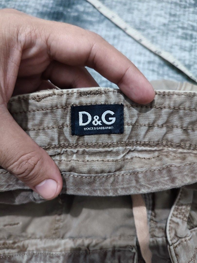 Vintage Dolce & Gabbana Cargo Pants (Category: Trousers) located in Cebu City. Submitted by haryvyylyynn (Listing ID 1462338528, Image 3). Description: Dolce and Gabbana 8500 Dm po sa ibang pics.