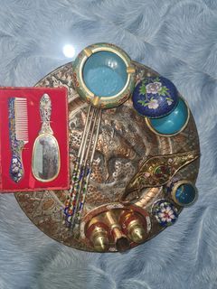 (Category: ) located in . Submitted by VanveVintage (Listing ID 1462419808, Image 1). Description: .