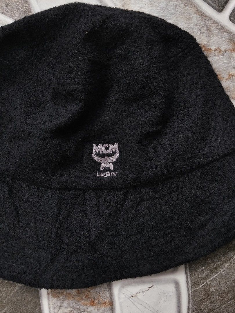 Vintage MCM bucket hat (Category: Caps & Hats) located in Nabua. Submitted by tendollardeals (Listing ID 1462288737, Image 2). Description: mcm vintage bucket hat excellent condition.