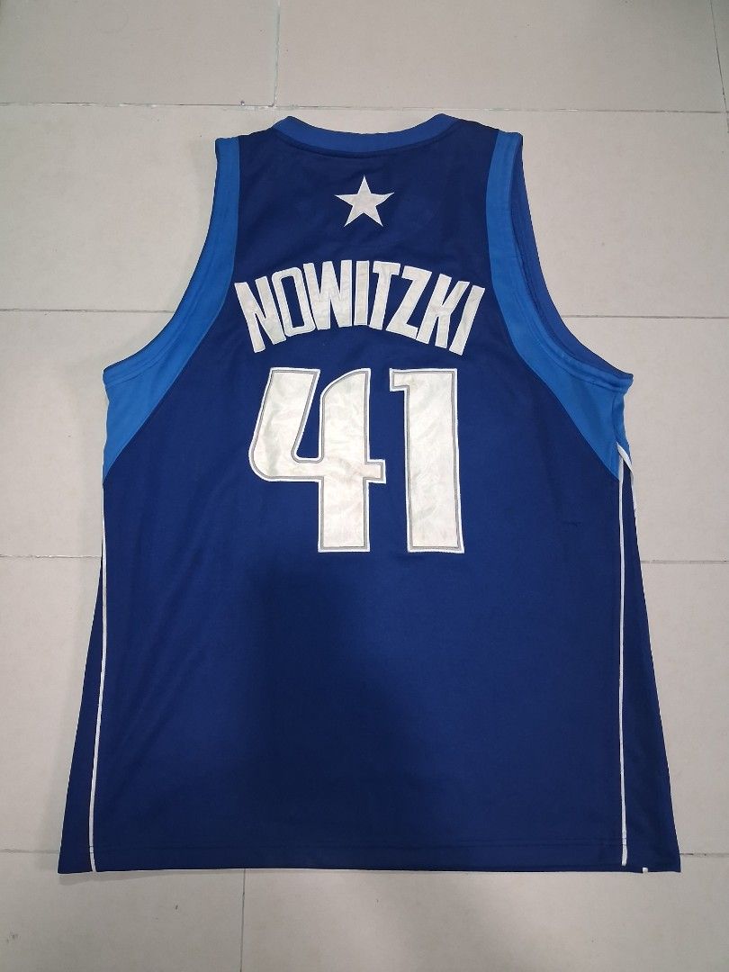Vintage Nike jersey (Category: Announcements) located in Manila. Submitted by carlitoboh66625 (Listing ID 1462292160, Image 2). Description: vintage Nike jersey all details declare width 25 length 34 price 800.