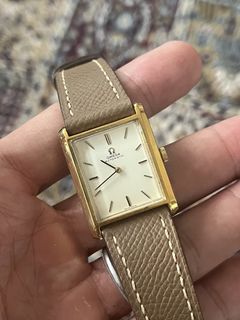 (Category: ) located in . Submitted by aintnoliebabybuybuybuy (Listing ID 1462438417, Image 1). Description: .