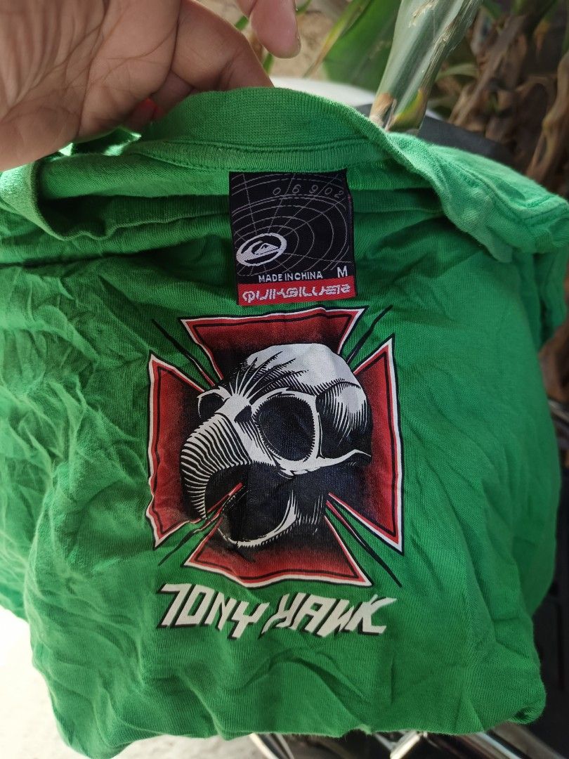 Vintage Shirt Tony Hawk (Category: Tshirts & Polo Shirts ) located in Cebu City. Submitted by negotiableprice22 (Listing ID 1462373203, Image 1). Description: vintage shirt 21.5x31 2500 ask.