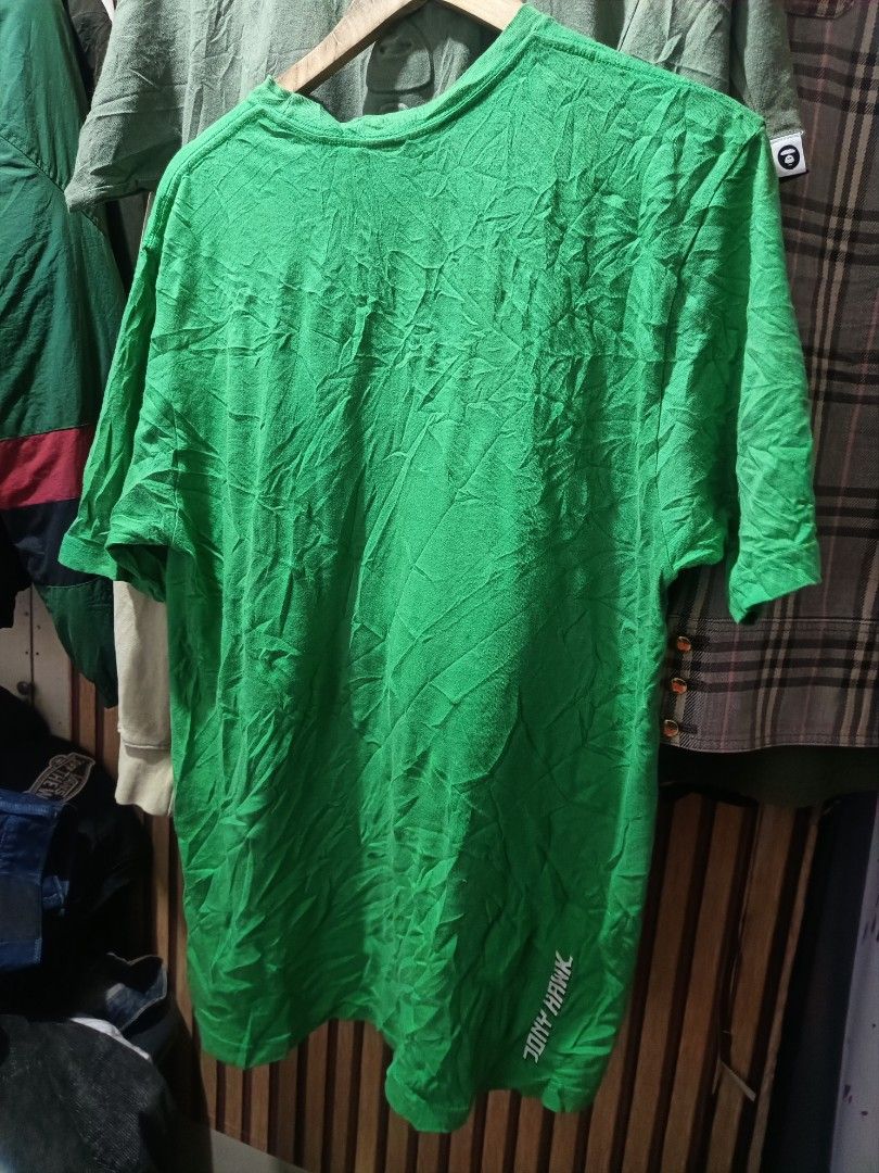 Vintage Shirt Tony Hawk (Category: Tshirts & Polo Shirts ) located in Cebu City. Submitted by negotiableprice22 (Listing ID 1462373203, Image 3). Description: vintage shirt 21.5x31 2500 ask.