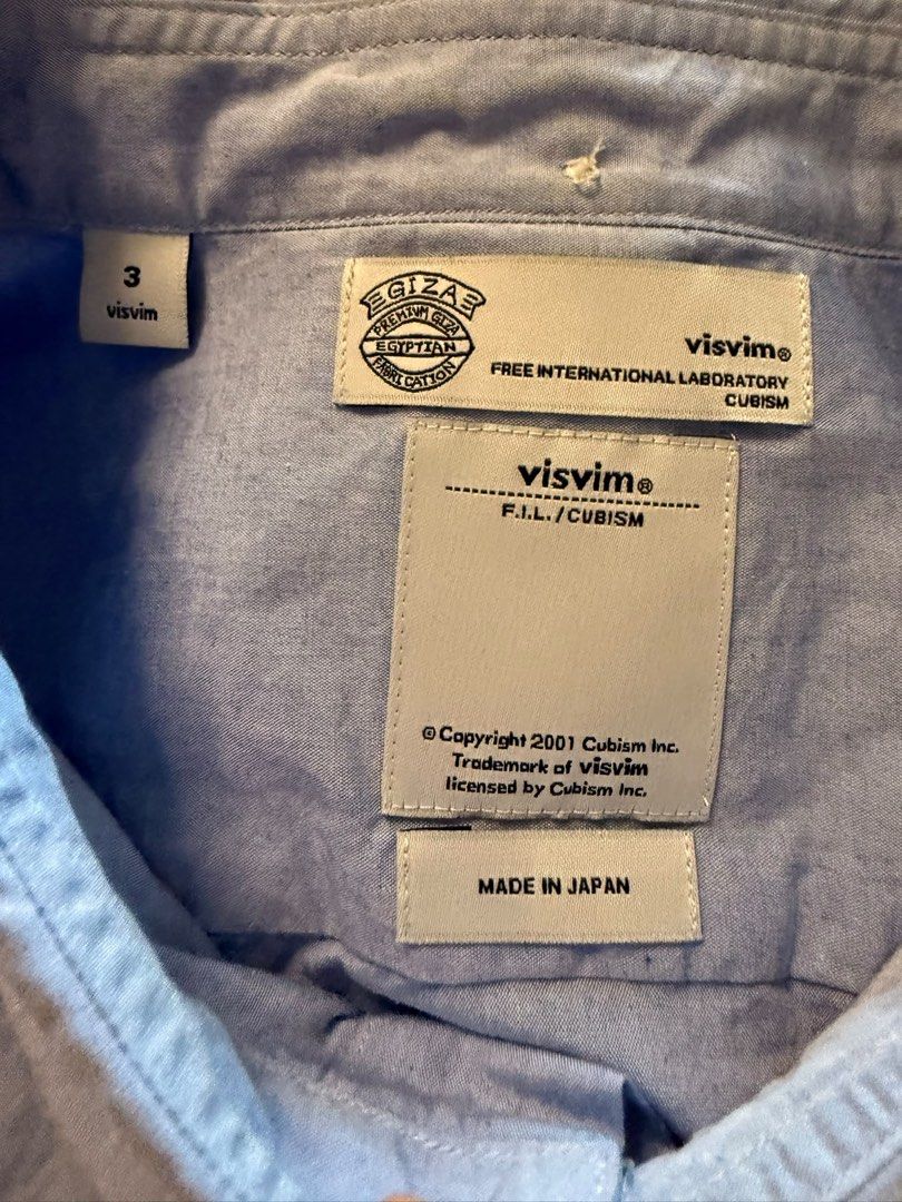 日本制visvim 藍色星星恤衫 （分類：T-shirt、恤衫、有領衫）位於 Hong Kong。 由 Kennyahnam 提交（商品編號 1462350356，圖片 4）。簡介： visvim 恤衫，藍色棉麻質地，前面同後面有星星圖案。鈕扣設計，有領。Made in Japan。。