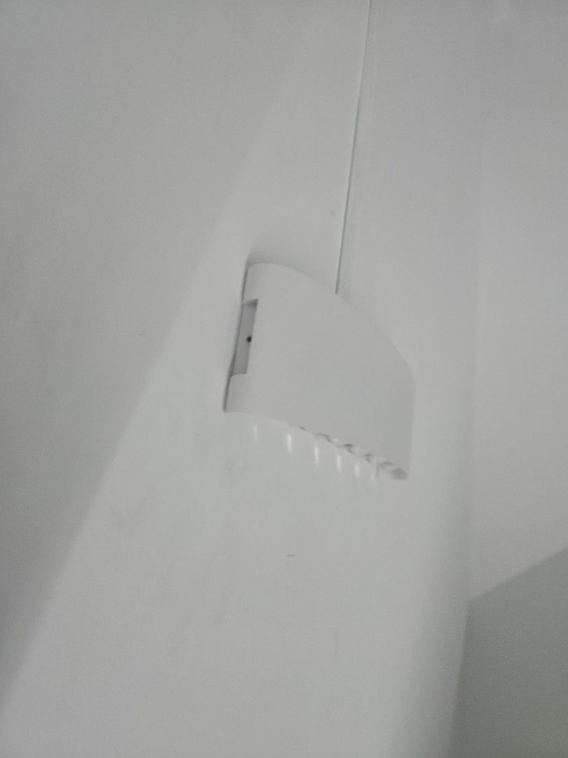 Wall light (Category: Lighting) located in Singapore. Submitted by aircon_electrical_cctv_it (Listing ID 1462292021, Image 2). Description: we buy 10 pc for a project and balance 3pc unused.