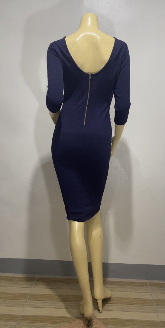 Warehouse bodycon balckless dress (Category: Dresses) located in Antipolo. Submitted by sarisarionlinestore (Listing ID 1462287104, Image 3). Description: .