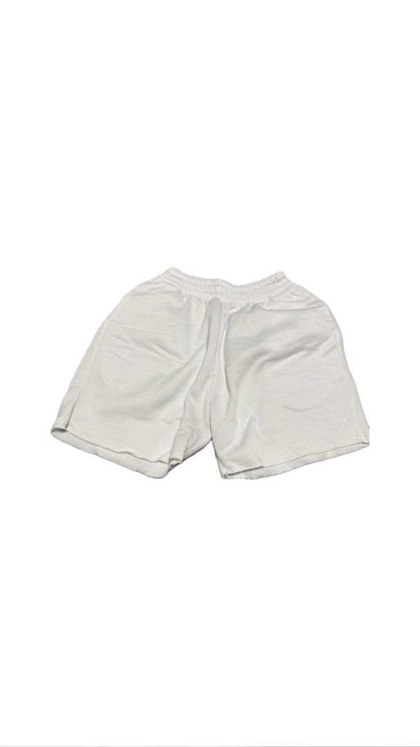 White Shorts (Category: Shorts) located in Paranaque City. Submitted by nikadeclutters (Listing ID 1462340218, Image 1). Description: Brown shorts, size M. Comfortable elastic waistband. Great for casual wear..