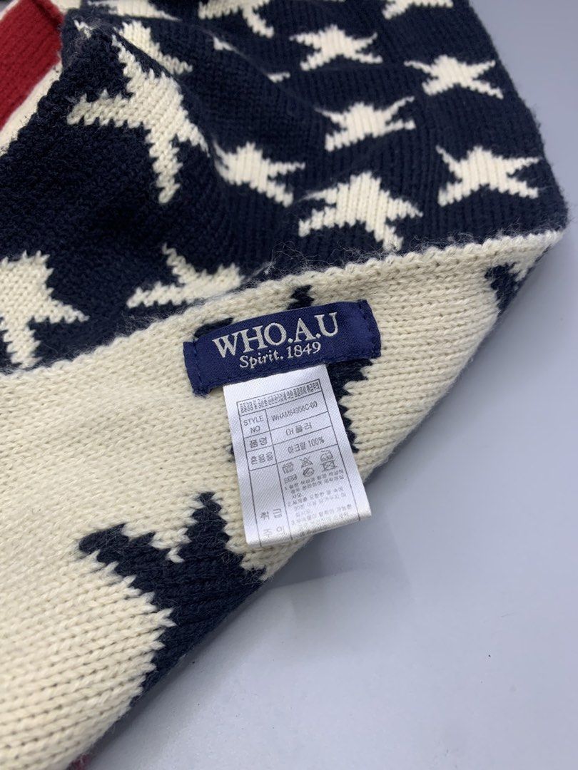 WHO A.U American Flag Scarf (Category: Scarves) located in Bulacan. Submitted by ridersthrift_ph (Listing ID 1462405622, Image 2). Description: Authentic In Great Condition One Size Gcash Payment Bulacan 📍.