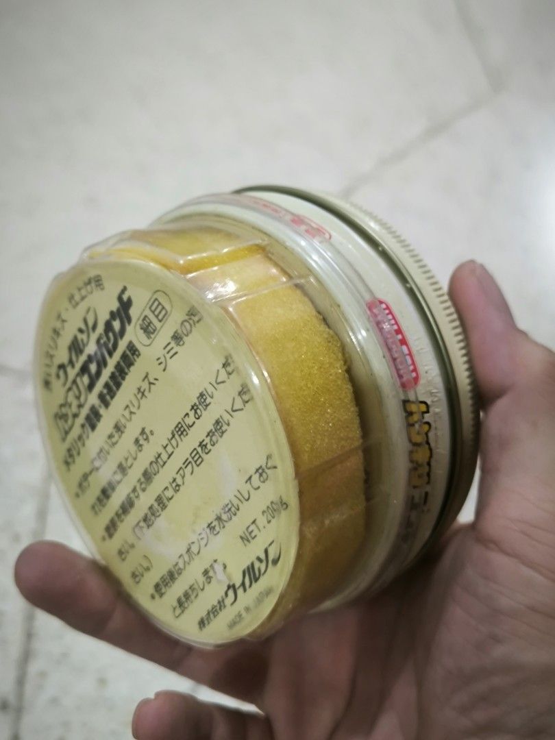 Willson Hanneri Paste Compound Car Polish – Fine Grade (Light Scratch & Finishing Polish) (Category: Cleaning Tools & Supplies) located in Angeles City. Submitted by yellowbrickstore (Listing ID 1462417270, Image 2). Description: Original Japanese surplus Willson Hanneri Paste Compound (Fine / Hosome grade). Specially formulated to buff out shallow scratches, light swirl marks, and minor paint imperfections while restoring gloss to automobile bod