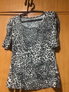 (Category: ) located in . Submitted by zebteashoppe01 (Listing ID 1462368655, Image 1). Description: .