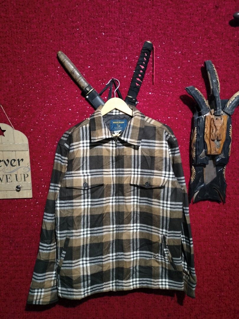 WOOLRICH PLAID JACKET FOR MEN'S (Category: Coats, Jackets and Outerwear) located in Baguio. Submitted by vertex_nga.pow (Listing ID 1462339789, Image 3). Description: WOOLRICH PLAID JACKET FOR MEN'S LARGE SIZE DIMENSION 27L BY 23 ARMPIT TO ARMPIT EXCELLENT CONDITION BAGUIO LOCATION PLUS SF SA MALAYU JNT COURIER PASS COD UNLI VOUCH PRICE:1880 ONLY PM DM PM DM IF INTERESTED ONLY.