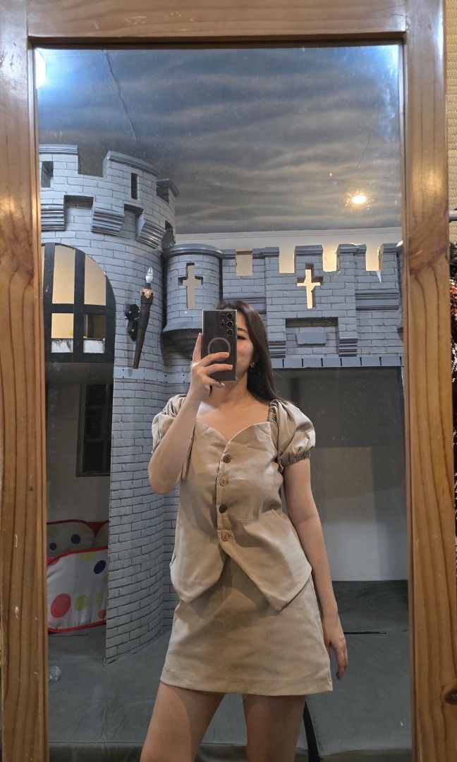 Woven Beige skort Coords (Category: Sets or Coordinates) located in Manila. Submitted by kayencee_27 (Listing ID 1462417017, Image 3). Description: Brandnew Coords With clear plastic Beige color Woven stretch fabrics wood Buttoned down and superpuff Garterized skirt with inner short Bust - 36"-40" waist - 30"-38".
