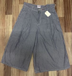 (Category: ) located in . Submitted by userneedmoney (Listing ID 1462373228, Image 1). Description: .