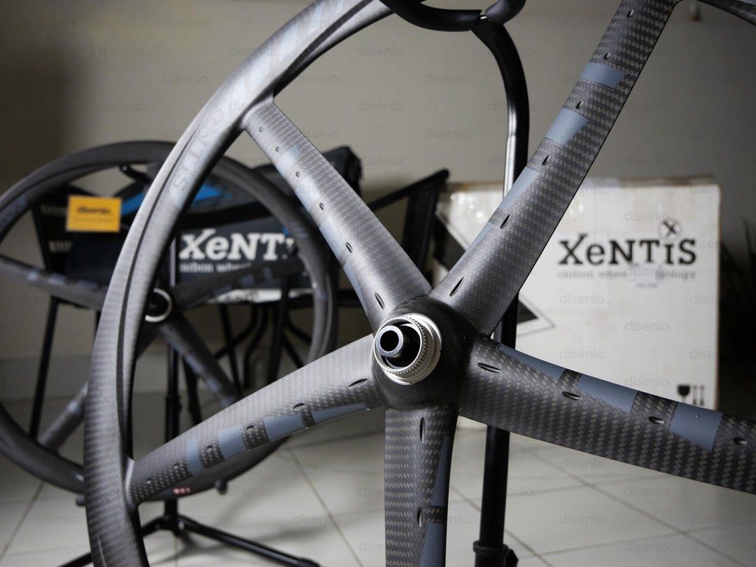 Xentis Mark Carbon Wheelset (Category: Bicycles) located in Mabalacat. Submitted by ram.yatco (Listing ID 1462267212, Image 2). Description: - Xentis Mark carbon wheels - 5-spoke design - Comes with original travel bag.