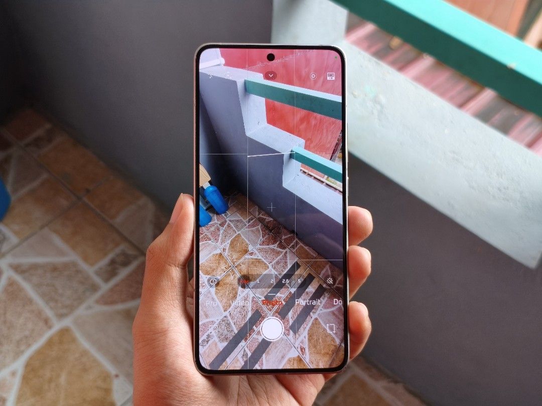 Xiaomi 14T Pro 1TB 5g (Category: Xiaomi) located in Baguio. Submitted by xycassy (Listing ID 1462329143, Image 2). Description: Xiaomi 14T Pro 5G ₱18,500 Baguio City Meetup Only 1TB ufs 12gb + 12gb ram Dimensity 9300+ Replaced Display Fingerprint Calibration Issue No Other Issues W/ 120w Charger, Case.