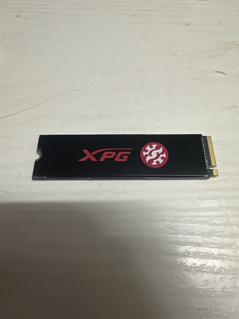 XPG SX8200PNP 1TB M.2 NVMe SSD （分類：硬碟及儲存器）位於 Hong Kong。 由 same001246 提交（商品編號 1462403613，圖片 2）。簡介： 讀寫速度快，適合打機同剪片。買錯咗所以放。有單據，保養未開始計。有興趣就問下啦。。