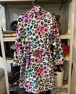 (Category: ) located in . Submitted by 9th.street.thrift (Listing ID 1462367037, Image 1). Description: .