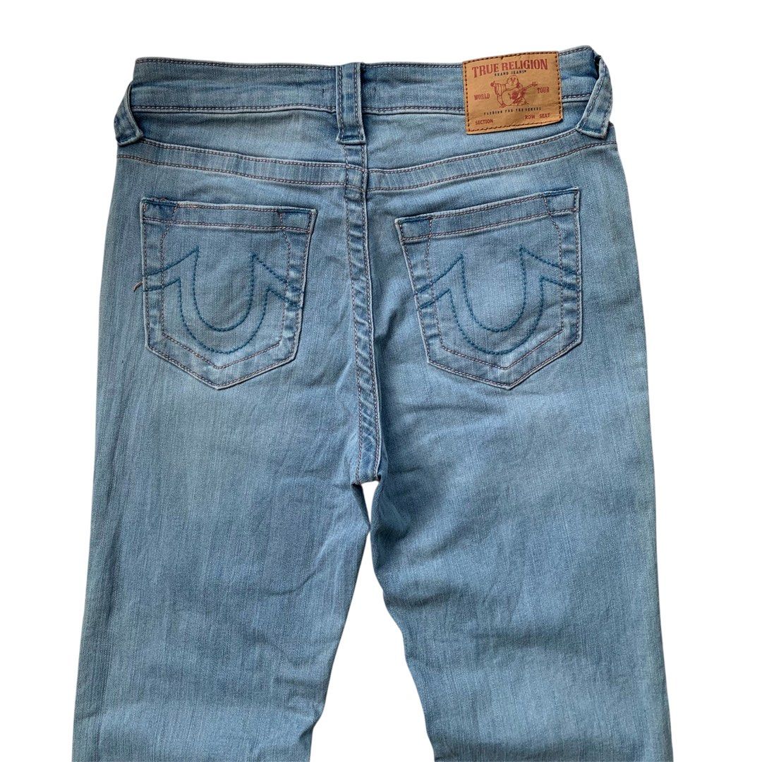 Y2k True Religion Light Washed Bootcut Jeans (Category: Jeans) located in Sindangan. Submitted by holy_thrift (Listing ID 1462263463, Image 2). Description: - Y2k True Religion Light Washed Bootcut Jeans - waist / 27 stretchy can fit up to size 30 - thigh / 10 - length / 36.5 - knee / 7 - leg opening / 7 - stretchy fabric - issue / sa last pic po front ho yan may mga ganyang stain lang po not totally noticeable naman po dahil washed nga ang item 