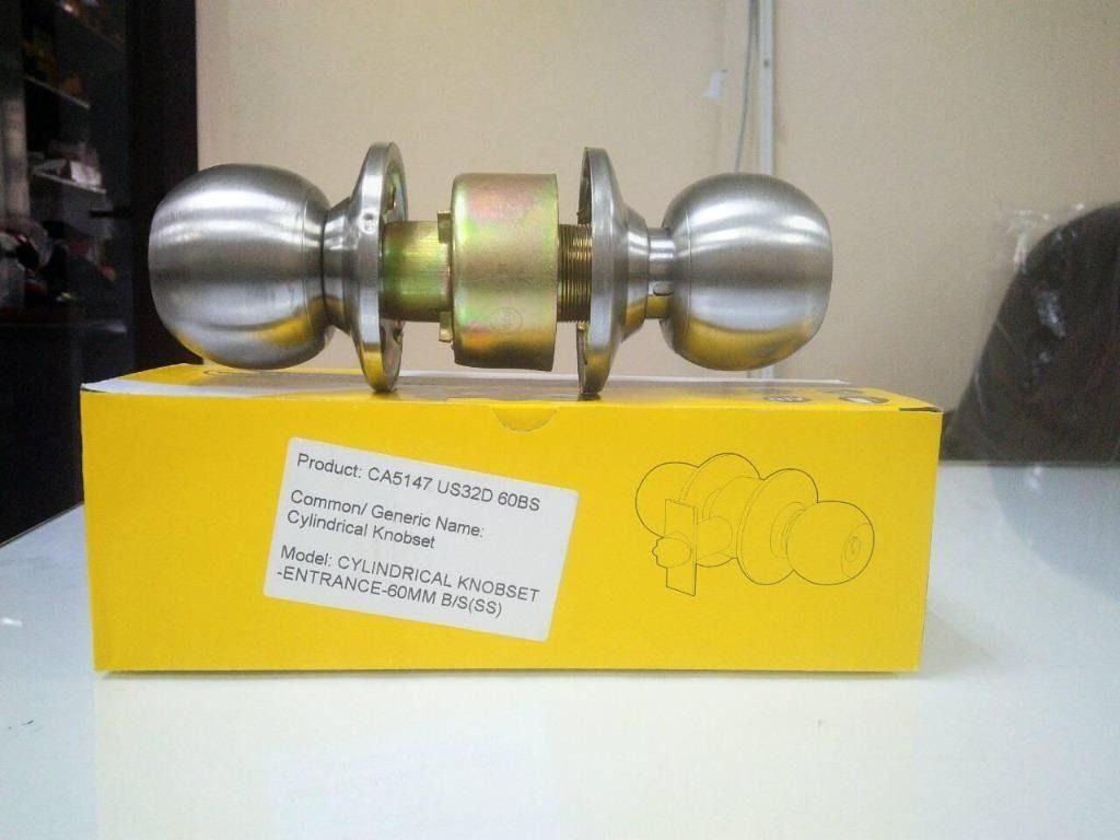 Yale Lockset CA5147 US32D (Category: Locks, Doors & Gates) located in Quezon City. Submitted by ultrapetronne (Listing ID 1462334885, Image 1). Description: Product Name: CA5147 US32D 60BS Common/Generic Name: Cylindrical Knobset Model: Cylindrical Knobset CA 5147 US32D- Entrance 60mm B/S (SS) .