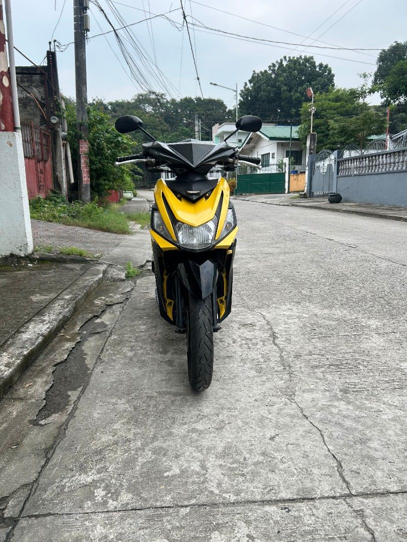 Yamaha Mio i 125 (Category: Motorbikes for Sale) located in Manila. Submitted by katkat25 (Listing ID 1462323353, Image 2). Description: FOR SALE OR SWAP SA IPHONE 16 NYO YAMAHA MIO I 125 YELLOW (M3) 2016 MODEL ORIGINAL OR/CR WITH 3 SIGNATURES (WALANG ID NG FIRST OWNER NASA IBANG BANSA) OPEN DOS 45K ODO (LEGIT ODO NOT TAMPERED) ALL STOCK ENGINE (FACTORY SEALED) MV FILE ONLY (MAY PLAKA SA LATEST OR KAYO NA LANG MAGASIKASO) GOOD RUNNING CONDITION T