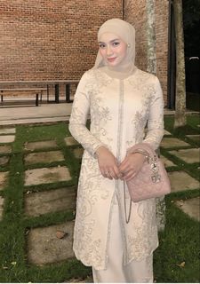 (Category: ) located in . Submitted by sarasofea90 (Listing ID 1462340143, Image 1). Description: .