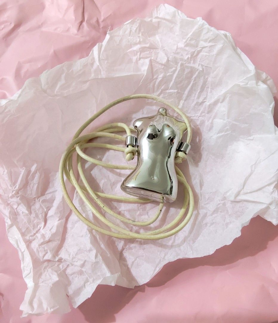 Zara body shape metal necklce (Category: Necklaces) located in Cavite. Submitted by midnightbloom20 (Listing ID 1462279038, Image 3). Description: sold as is, new.. just stored.