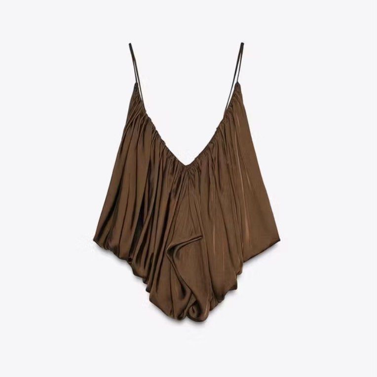 Zara Brown Silk Satin Draped Pleated Top (Category: Sleeveless) located in Quezon City. Submitted by 00bdavis (Listing ID 1462273073, Image 2). Description: bought here on carousell for 900. only fit once. rfs: too big on me mop: gcash, bpi delivery: grab/lalamove (c/o buyer) location: katipunan, qc .