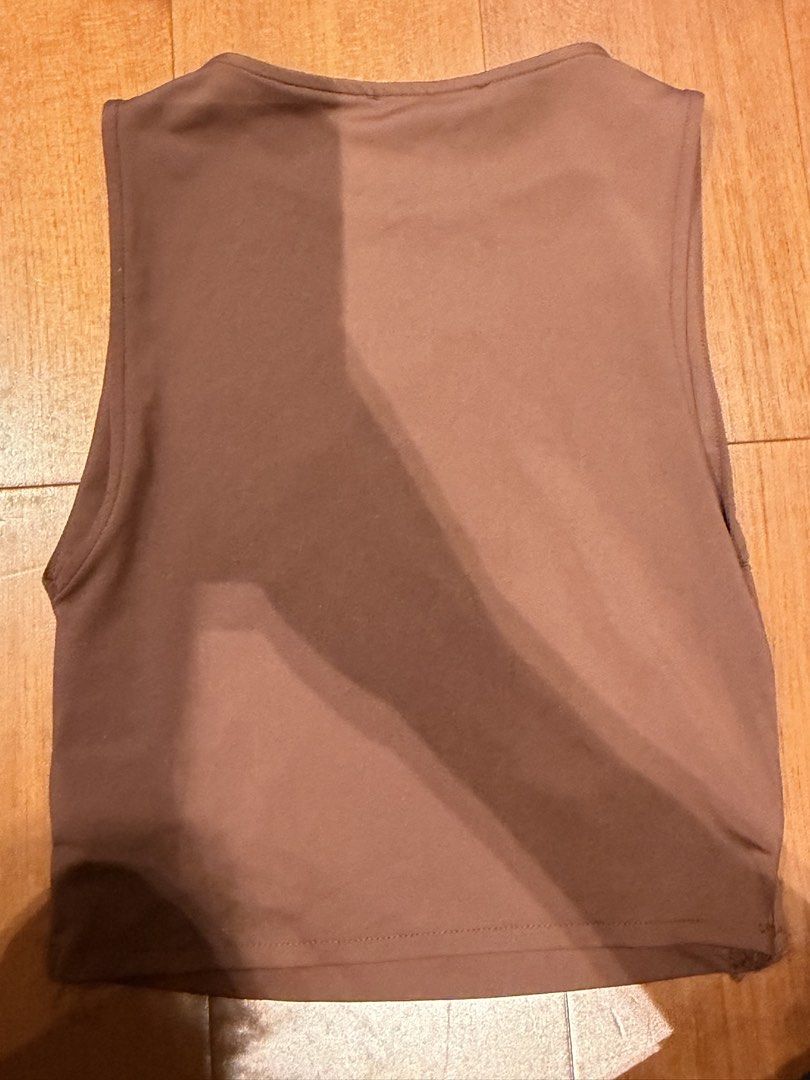 Zara Brown Sleeveless Top Size S (Category: Sleeveless) located in Manila. Submitted by megcloset__ (Listing ID 1462370575, Image 3). Description: .