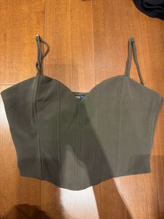 (Category: ) located in . Submitted by megcloset__ (Listing ID 1462371184, Image 1). Description: .