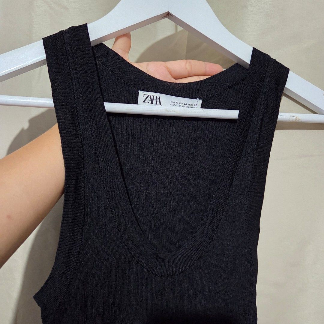 ZARA KNIT (Category: Sleeveless) located in Santiago. Submitted by fromboxes (Listing ID 1462265357, Image 3). Description: Like new Ships thru J&T Isabela North Luzon Shipping Nationwide No rush shipping 😊😊.