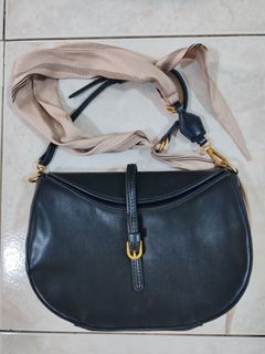 (Category: ) located in . Submitted by nrmgshop (Listing ID 1462269551, Image 1). Description: .