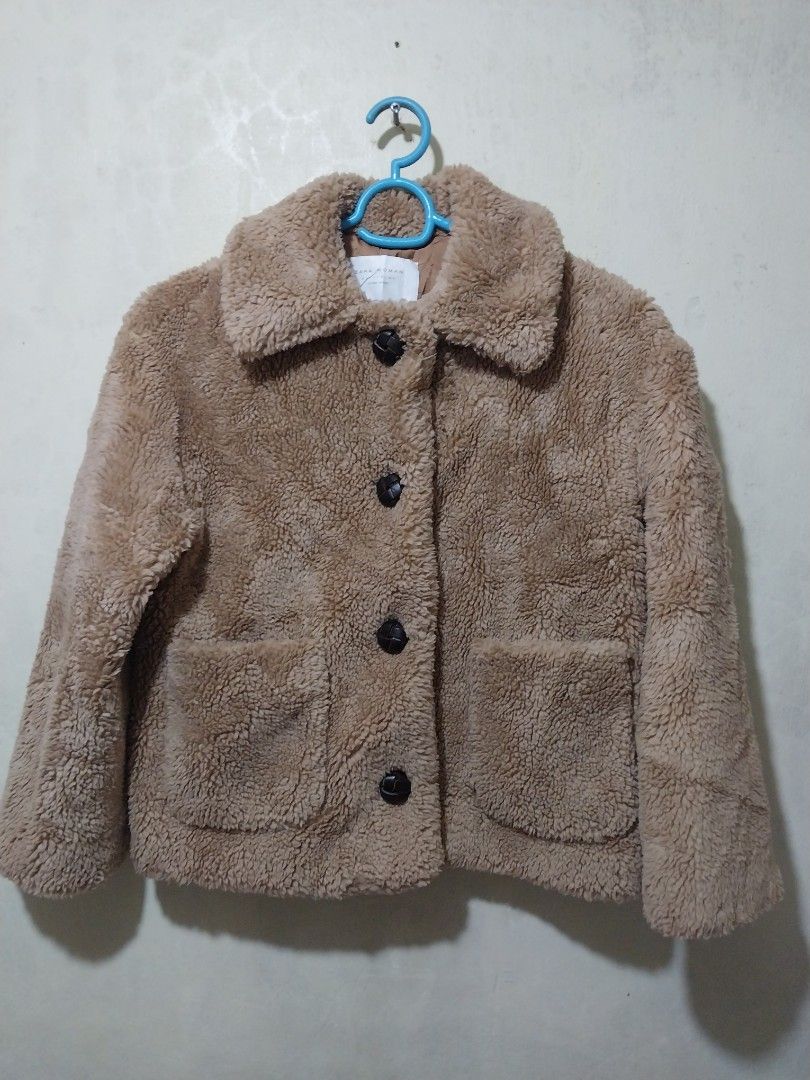 Zara Teddy bear jacket (Category: Coats, Jackets and Outerwear) located in Manila. Submitted by PrinceDani.Clothing (Listing ID 1462402205, Image 3). Description: zara Teddy bear jacket xs on tag /up large fit 21in width 22in length excellent condition .