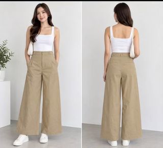 (Category: ) located in . Submitted by wintersummerboutique (Listing ID 1462376007, Image 1). Description: .