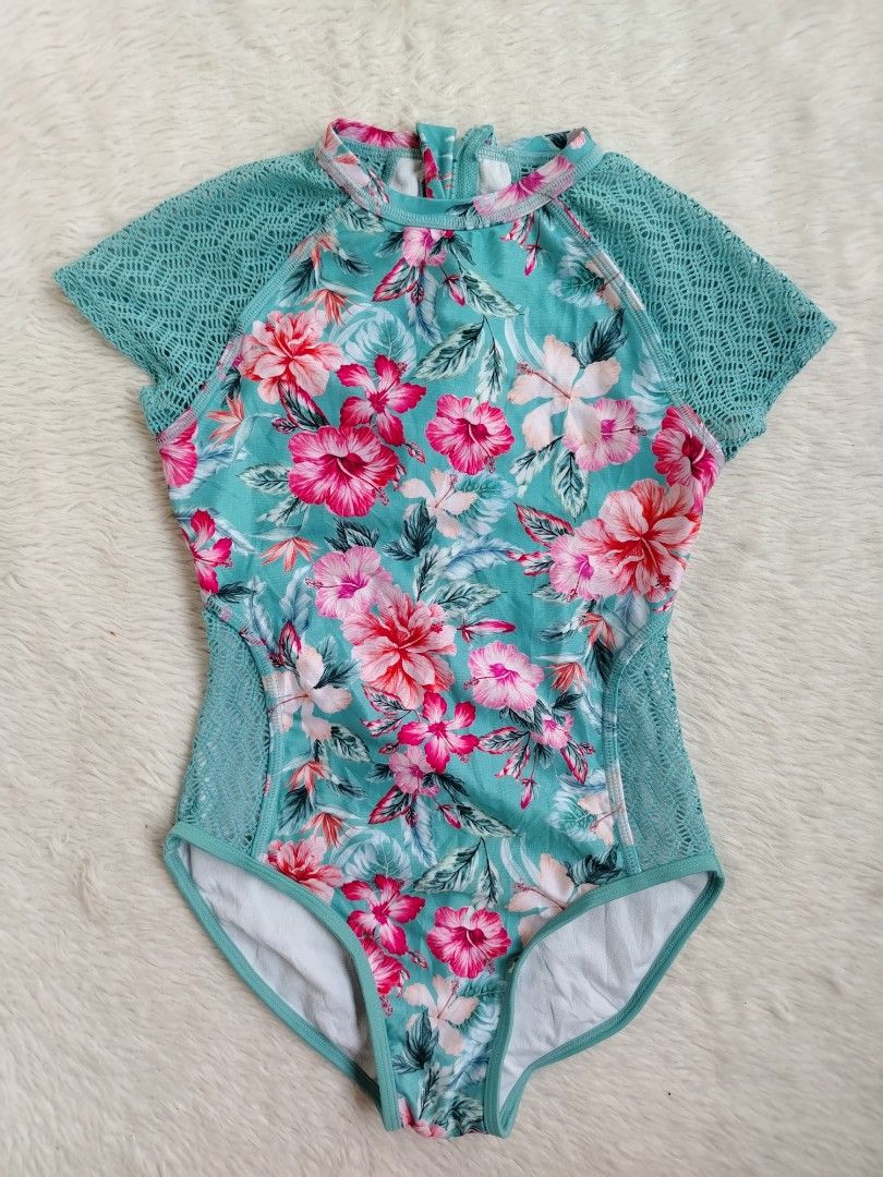 (10-12) ART CLASS FLORAL KIDS (Category: Babies & Kids Fashion) located in Paranaque City. Submitted by closetbykimkirsten (Listing ID 1462539559, Image 1). Description: 🎀Like New🎀 ✨Brand: Wonder Nation ⚡Nonpad (Unnoticeable fine lint still looks new) 🪷Size: 10-12yrs old 💸Price: P330 (Non Negotiable) ♦️All Items are PRELOVED in good condition. ♦️Please do manage your expectations. ♦️WASH before USE ♦️BUY at your own RISK 🔥NO RETURN NO EXCHAN