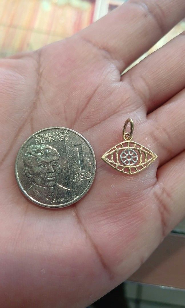 18K Saudi Gold Evil Eye Pendant (Category: Charms) located in Manila. Submitted by RealGoldPawnable18K21K24K (Listing ID 1462479079, Image 1). Description: .