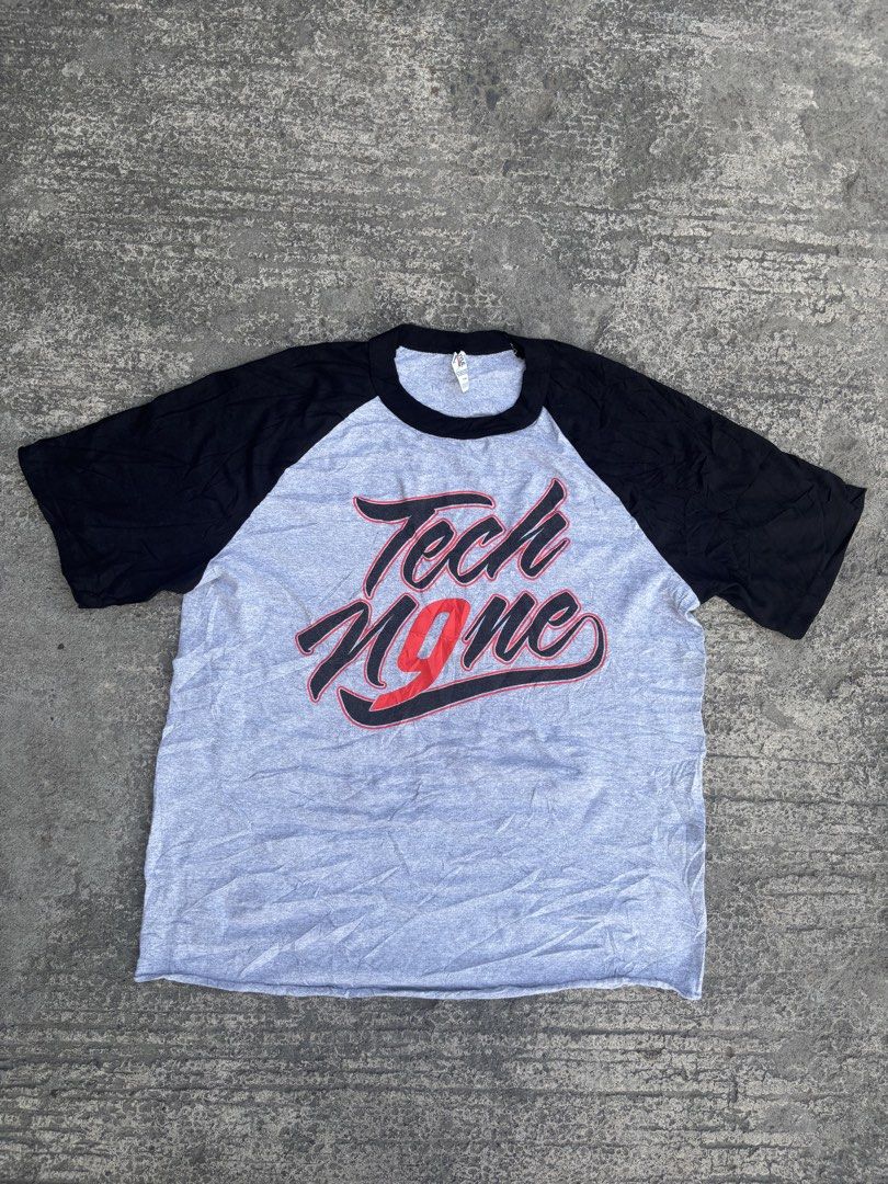 2000s Tech N9ne Raglan Tshirt (Category: Tshirts & Polo Shirts ) located in Bacolod City. Submitted by keel_08 (Listing ID 1462559177, Image 1). Description: 21.5 W 25.5 L Excellent condition, minor cracks on backhit L on tag + shipping fee.