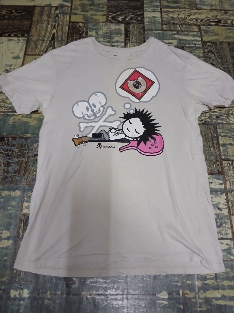 2000s Y2K Digicore Tokidoki Graphic Tee Shirt (Category: Tshirts & Polo Shirts ) located in Manila. Submitted by sendecluttersandsells (Listing ID 1462669700, Image 1). Description: Size: M Dimes: 20x29-30 Issue: None! Already Washed It Loc: Caloocan Ship: J&T Meetup: Monumento, SM Grand, Cloverleaf Mall (SM North, Trinoma Friday or Sunday).