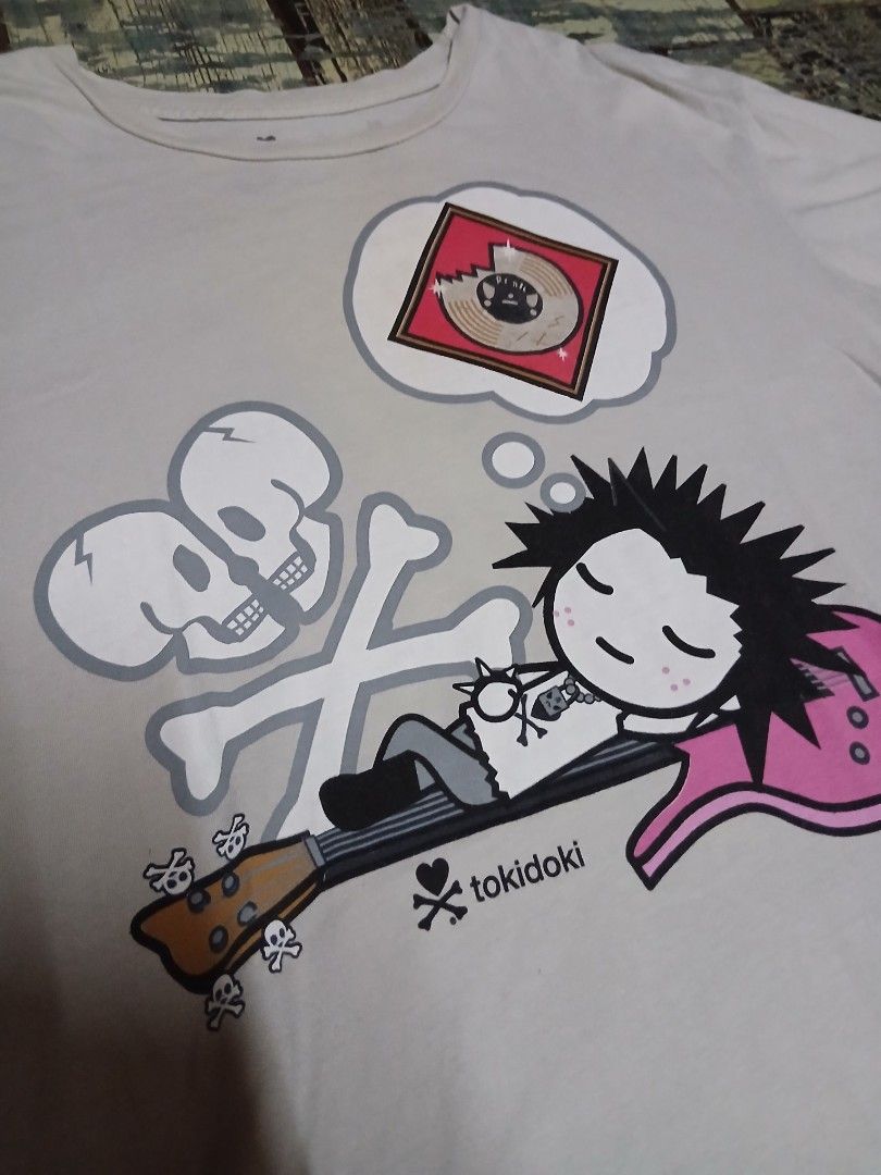 2000s Y2K Digicore Tokidoki Graphic Tee Shirt (Category: Tshirts & Polo Shirts ) located in Manila. Submitted by sendecluttersandsells (Listing ID 1462669700, Image 2). Description: Size: M Dimes: 20x29-30 Issue: None! Already Washed It Loc: Caloocan Ship: J&T Meetup: Monumento, SM Grand, Cloverleaf Mall (SM North, Trinoma Friday or Sunday).