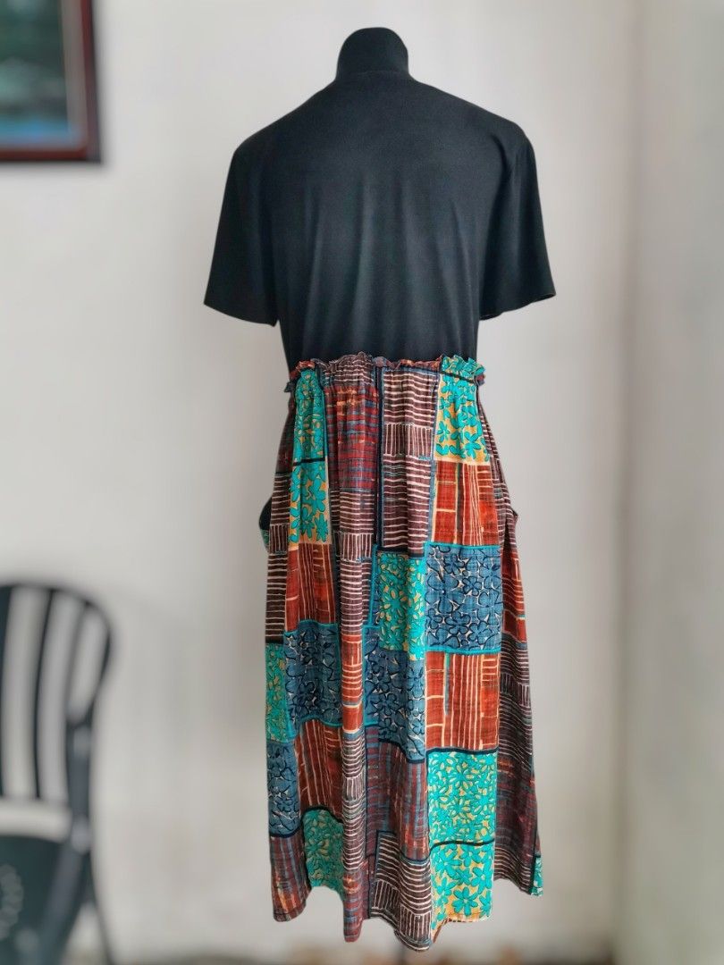 2-in-1 Patchwork Midi Dress (Medium) (Category: Dresses) located in Quezon City. Submitted by engeleaize (Listing ID 1462595559, Image 2). Description: Details: Color: Black (top), multicolor (skirt) Style: Boho-style mixed media t-shirt dress, short sleeves, round neckline, ruffled paperbag waistline with side tie, patchwork print on skirt, with 2 side pockets Fabric: 100% Cotton Best worn: Casual and creative workspaces, outdoor and festival ma