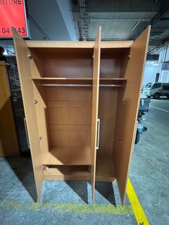 (Category: ) located in . Submitted by secondhandfurnituresg2 (Listing ID 1462514663, Image 1). Description: .