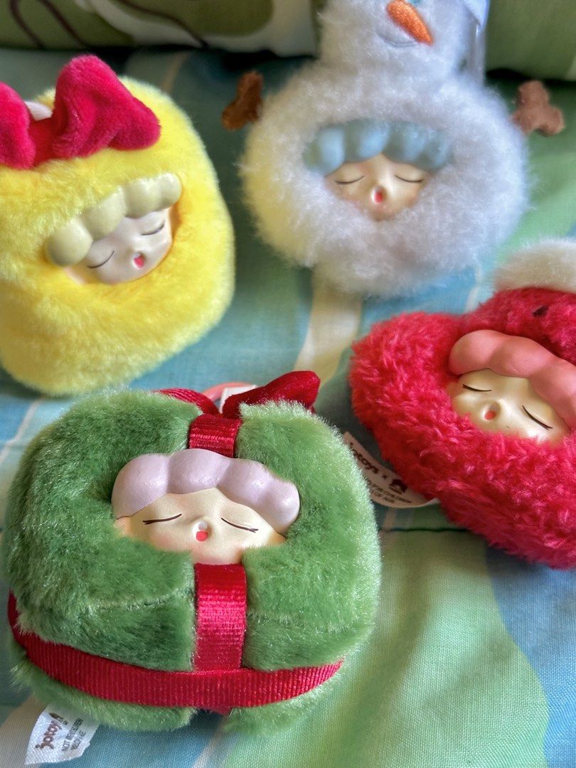 7/11 blind cups - plush bag charms (Category: Character Goods) located in Manila. Submitted by brownbutterlatte (Listing ID 1462448286, Image 2). Description: Get 4 bag charms for only ₱1,400! Each at ₱400. RFS: Given as gifts. Sold as is (no packaging and card. Never used. Just stored. Helping tags Labubu Sonny angels Hacipupu Popmart Jellycat Sanrio Monnchichi Crybaby Smiski .