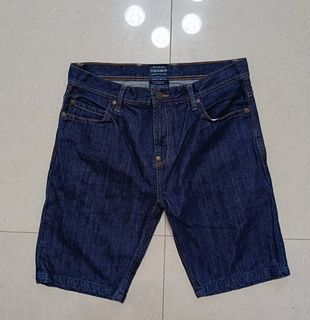由 levis501chen (刊登 ID 1462548322，圖片 1) 提交，位於 的 (類別：)，說明：。