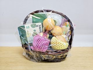 收藏品 記念品 食品 節日禮品 禮券 糖果 酒 節日禮品 禮籃 禮盒 利是封 月曆 記事簿 錢幣 紙幣 郵票 首日封 車票 年曆卡 古董 CD 錄音帶 樂器 筆 收藏書籍 一般書籍雜誌 銀行產品 Collection item 2