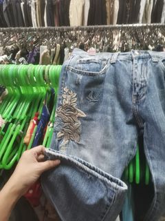 (Category: ) located in . Submitted by mrpalkups666 (Listing ID 1462465407, Image 1). Description: .