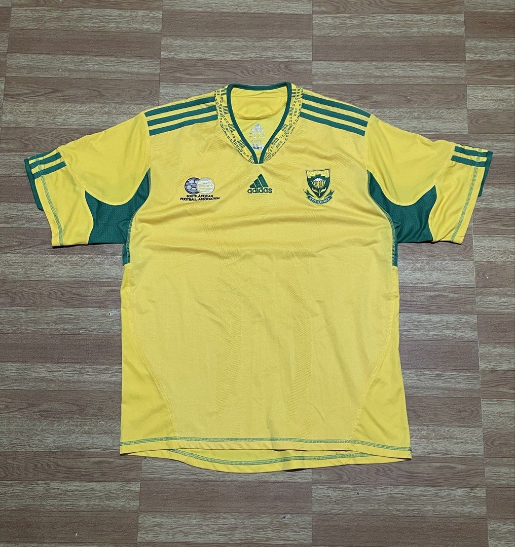 adidas africa 2010 jersey - Large (Category: Tshirts & Polo Shirts ) located in Imus. Submitted by wyg_2.0 (Listing ID 1462445413, Image 1). Description: Excellent Condition Size Large W : 21 L : 27-28 no issue.