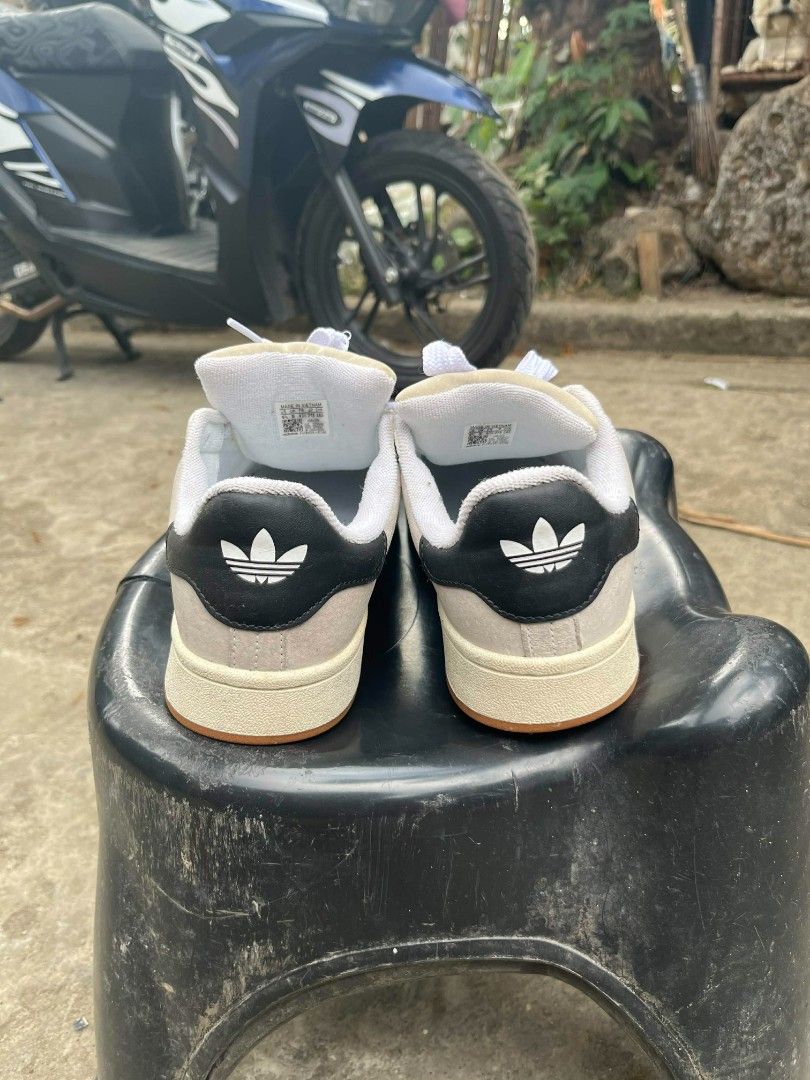 Adidas Campus (Category: Casual Shoes) located in Teresa. Submitted by serhustler_ (Listing ID 1462482304, Image 3). Description: size: 9.5 no issue brand new/original fresh from dubai RFS: wrong size.