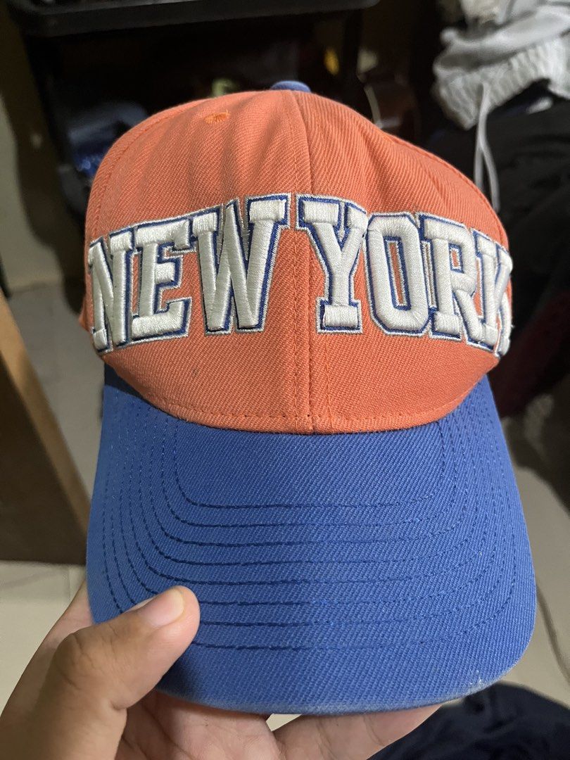 Adidas NBA New York Knicks Snapback Cap (Category: Caps & Hats) located in Baguio. Submitted by nifty.grails (Listing ID 1462458426, Image 1). Description: - Embroidered Designs Issues: - Heavy Wear - Fading and Discoloration - Bawal sa Maselan .