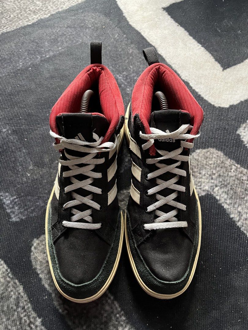 adidas Oracle VI Mid Cut | Size 9mens (Category: Sneakers) located in General Trias. Submitted by zrchustle.604 (Listing ID 1462608677, Image 2). Description: adidas Oracle VI Mid Cut (specifically variant B26672 or B43858, also marketed as part of the All Court / Cloudfoam Mid court and tennis series). Key FeaturesDesign & Silhouette: A lifestyle court mid-top heavily inspired by classic basketball and tennis archive designs. Colorway: A clean C