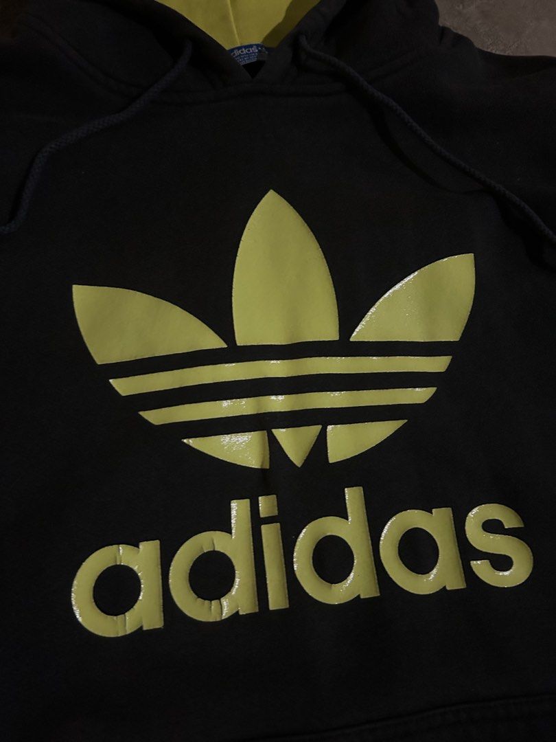 Adidas pullover hoodie (Category: Hoodies) located in Asingan. Submitted by kulot-thrift (Listing ID 1462568027, Image 2). Description: .